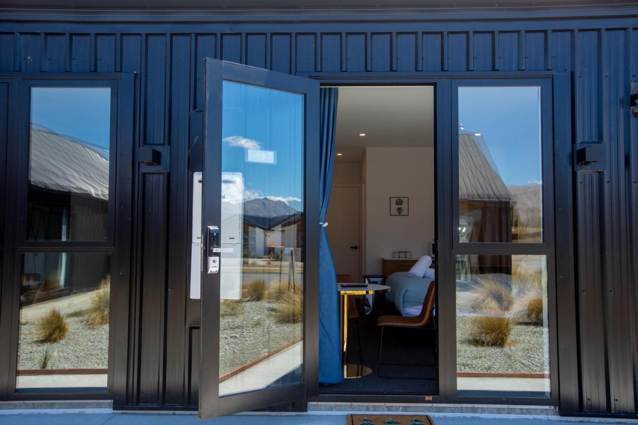 Luminous Tekapo Hotel Lake Tekapo Exterior photo